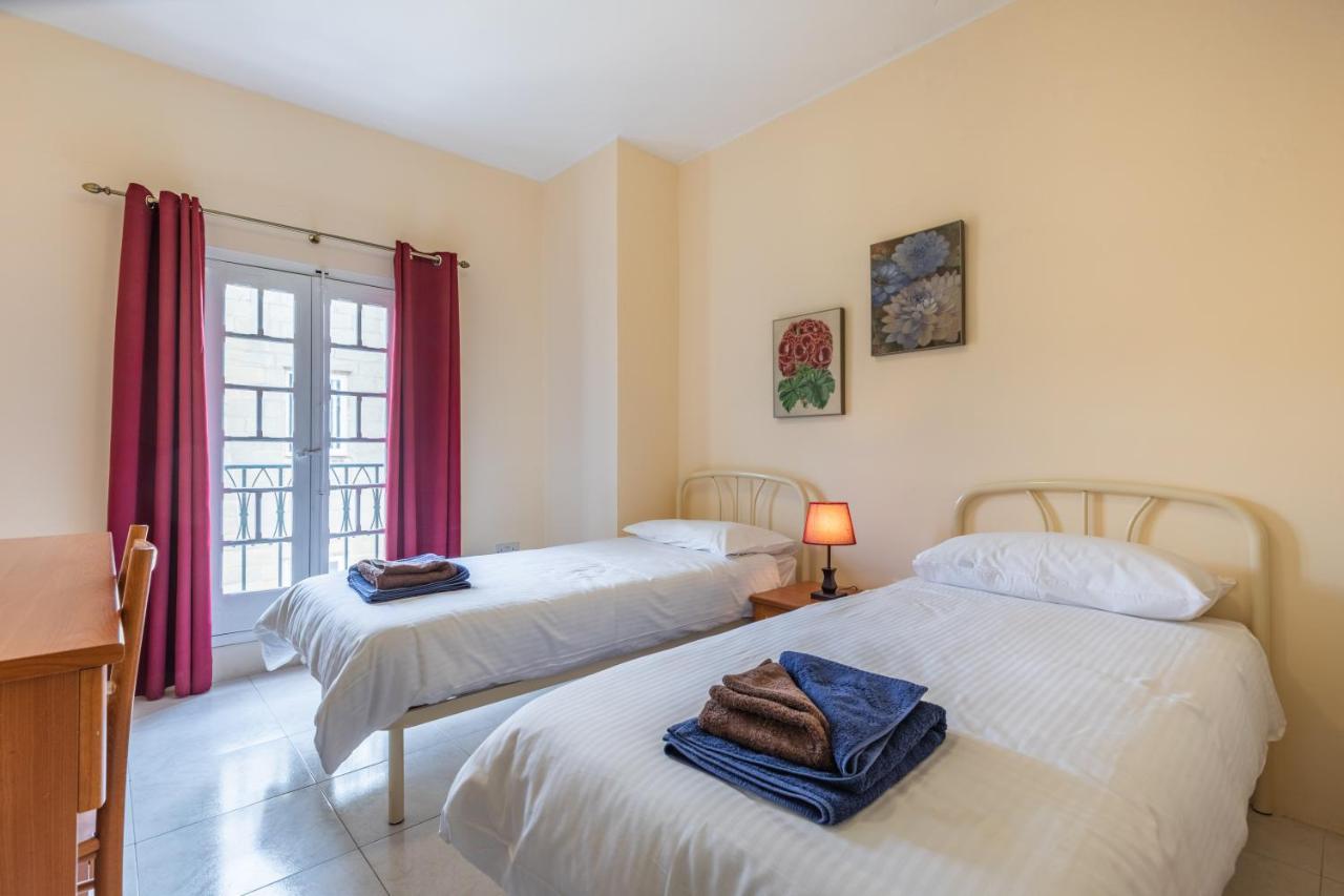 Fantastic 3 Bedroom Duplex Penthouse With Terrace Σλιέμα Εξωτερικό φωτογραφία