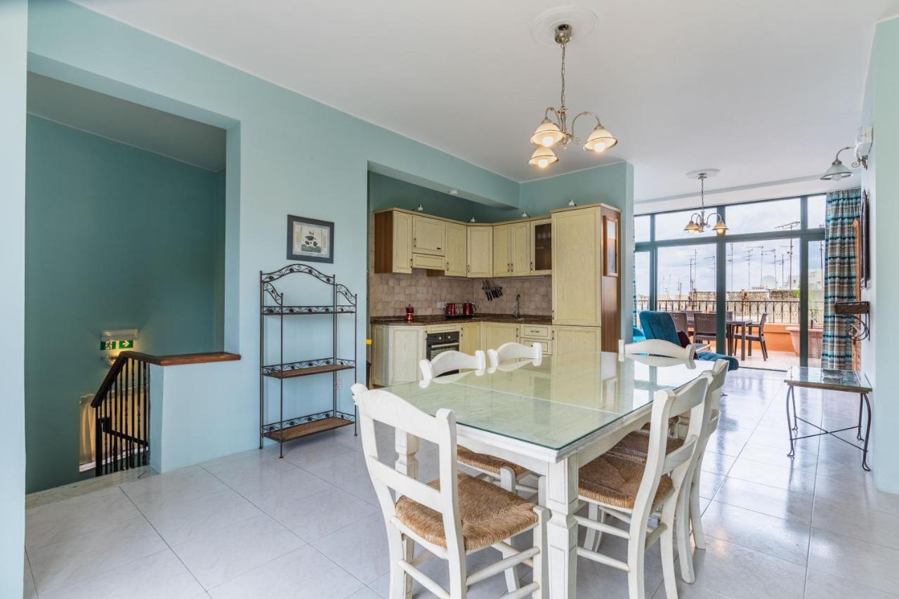 Fantastic 3 Bedroom Duplex Penthouse With Terrace Σλιέμα Εξωτερικό φωτογραφία