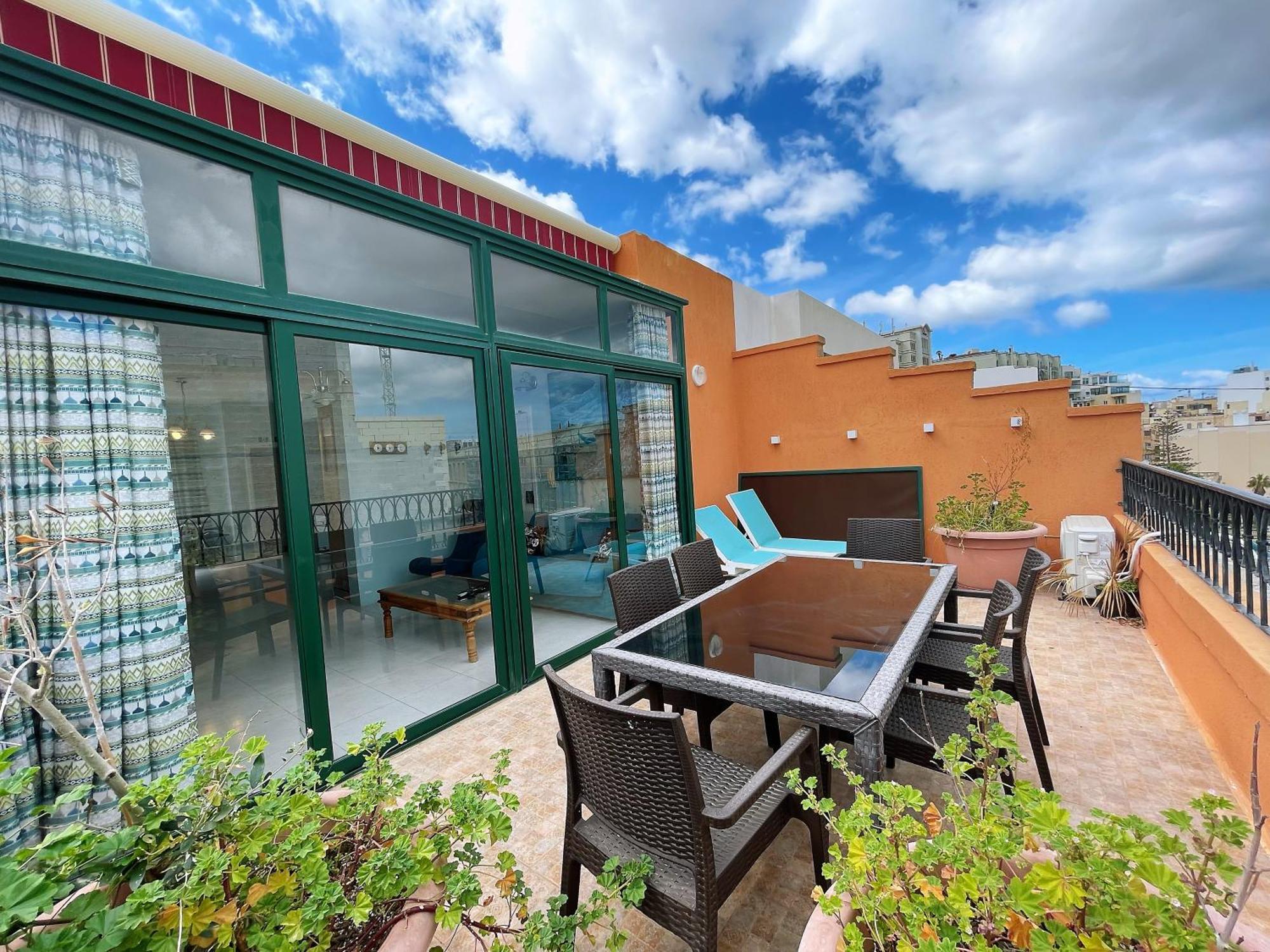Fantastic 3 Bedroom Duplex Penthouse With Terrace Σλιέμα Εξωτερικό φωτογραφία